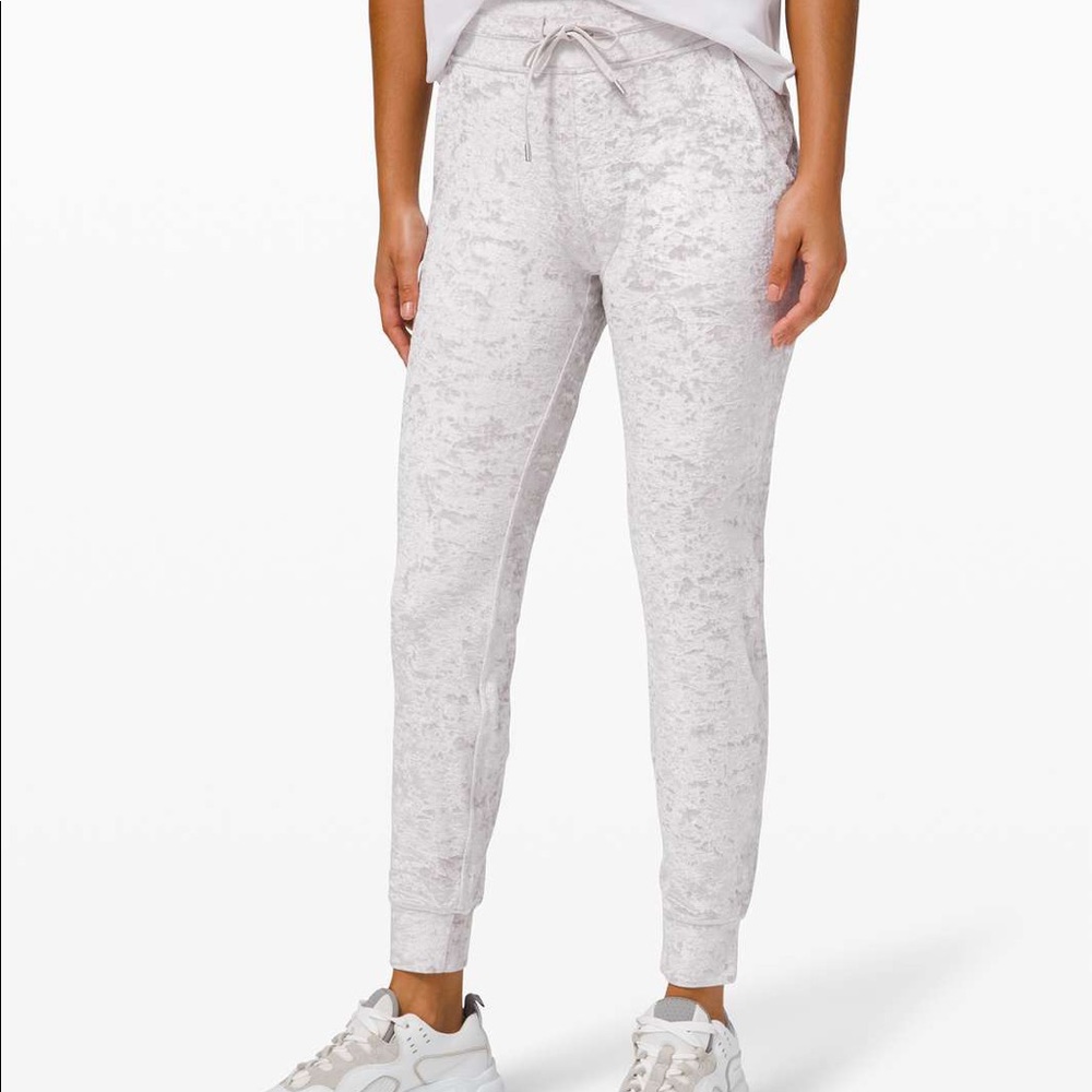 Lululemon Ready to Crush Jogger